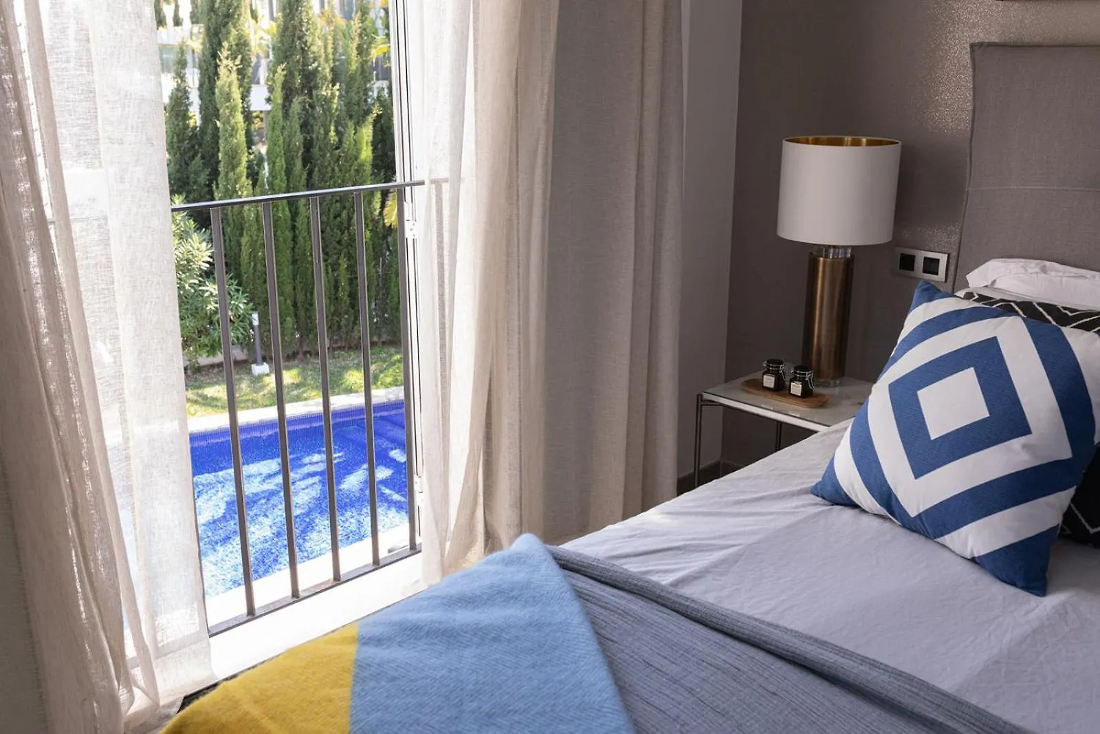 Villa Cap Martinet Talamanca Vila Can Tashellu, Boutique 5 Bed - Sea And Forest View