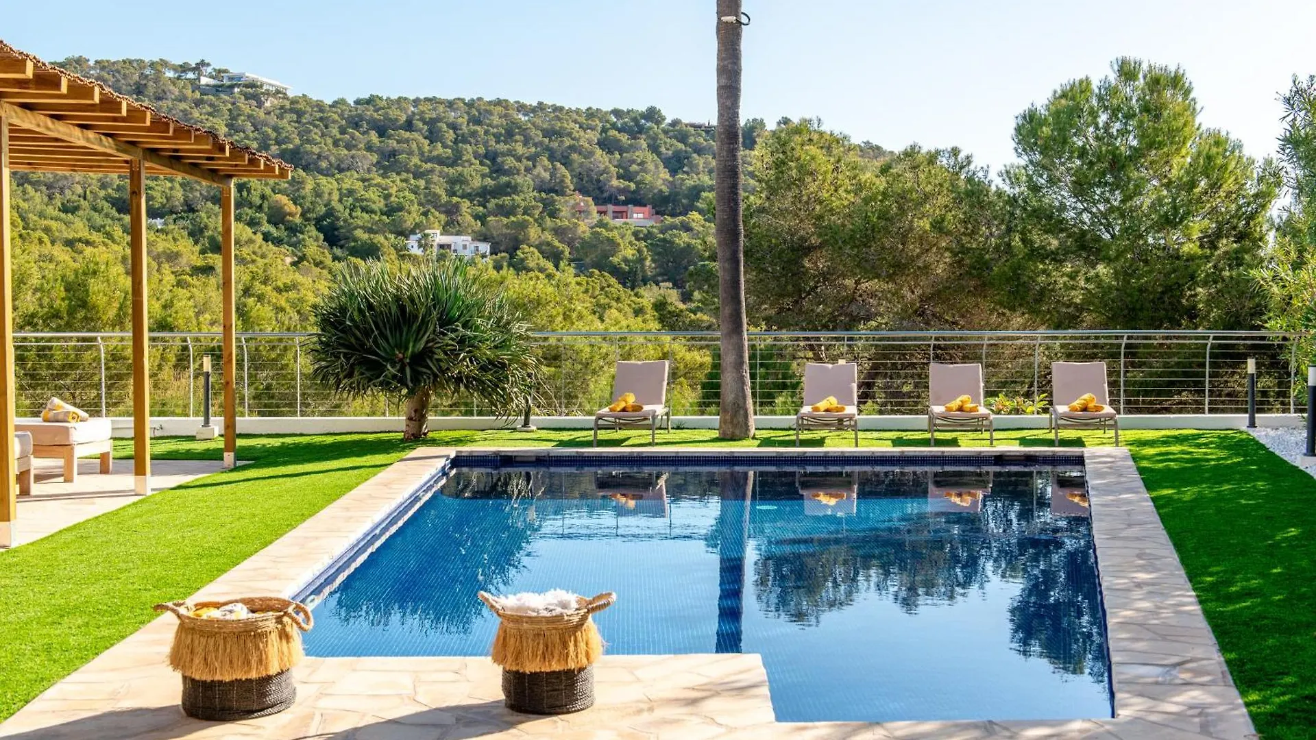 Cap Martinet Talamanca Vila Can Tashellu, Boutique 5 Bed - Sea And Forest View Spain