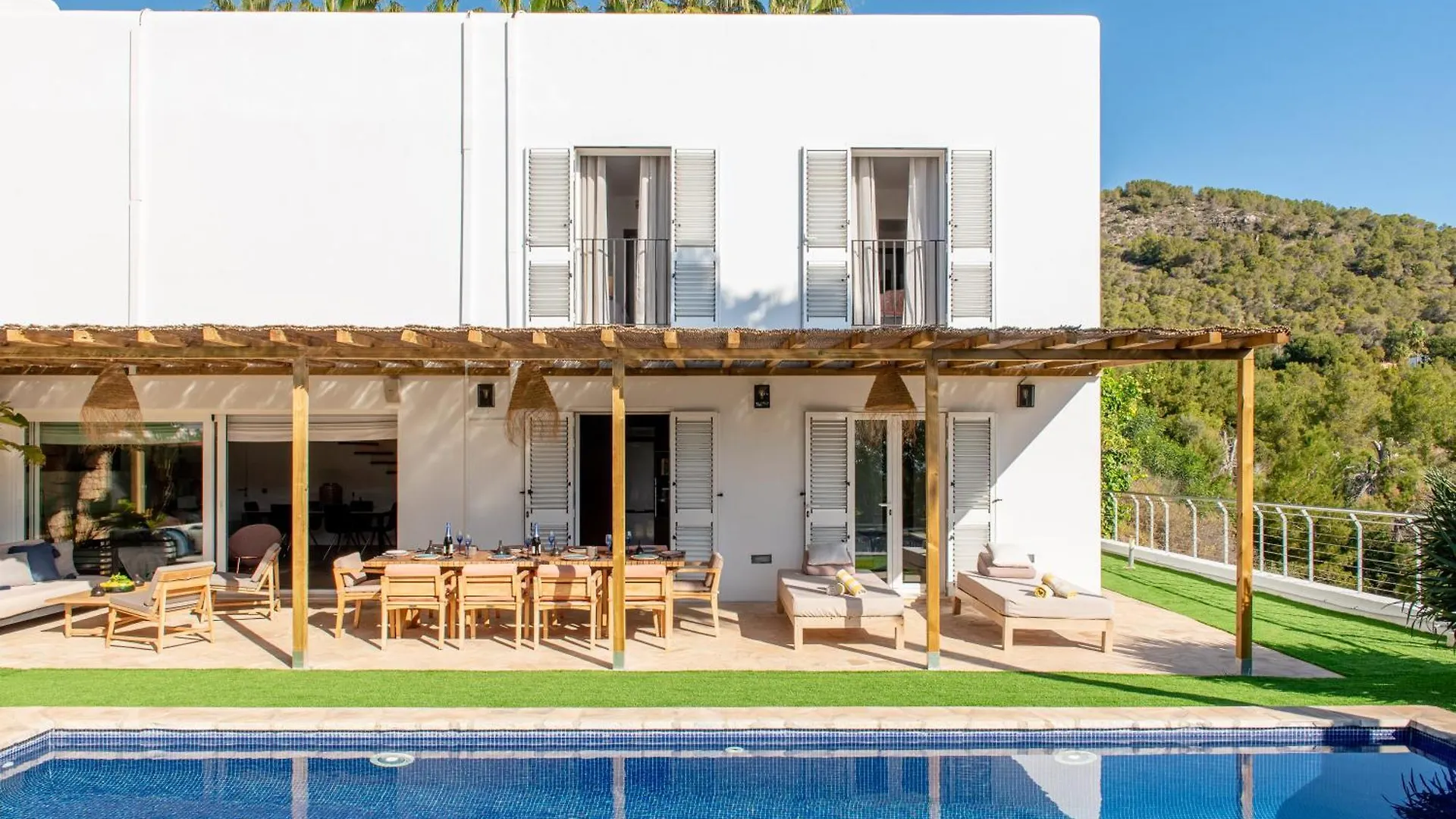 Villa Cap Martinet Talamanca Vila Can Tashellu, Boutique 5 Bed - Sea And Forest View Spain